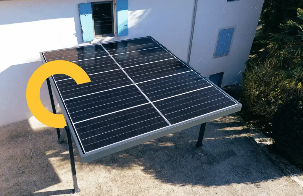 maison avec carport solaire